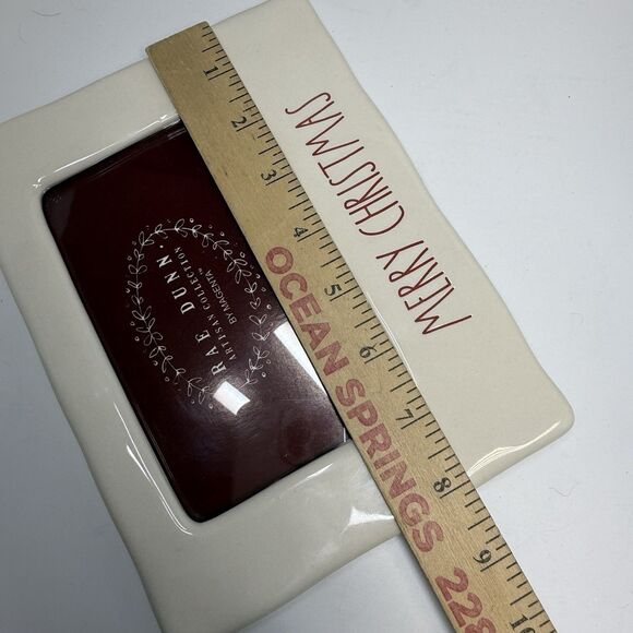 RAE DUNN Red Lettering “Merry Christmas” White Ceramic 4x6 Photo Frame - Picture 5 of 6